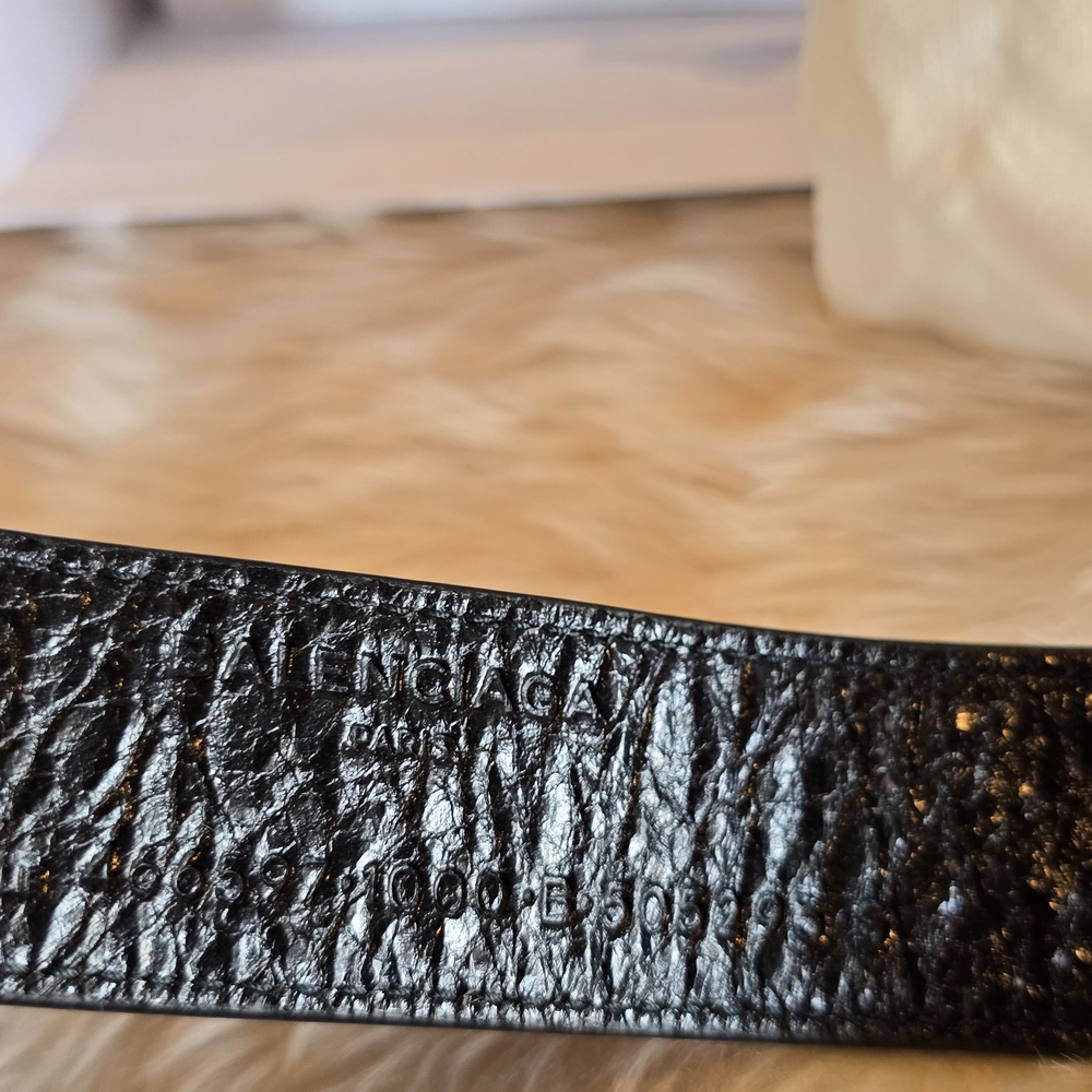 Balenciaga Black and Gold Bracelet - Picture 3 of 7